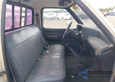 1989 Ford Ranger z USA, uszkodzony, nr VIN 1FTCR10A1KUA71236